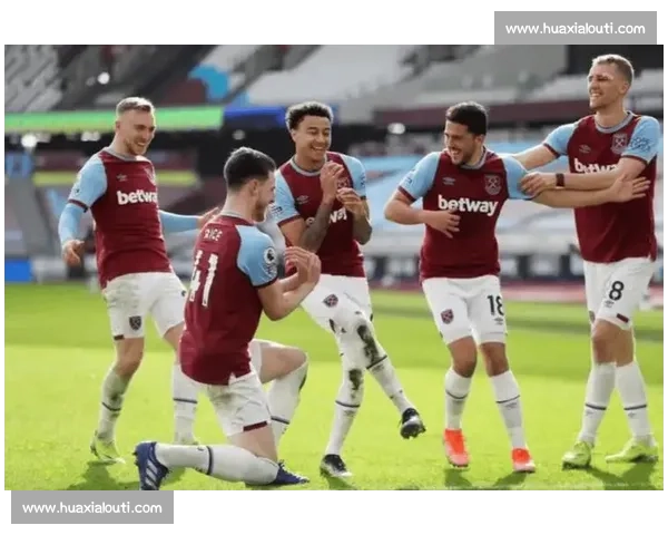 西汉姆联主场迎战曼联焦点对决英超走势引关注双雄较量悬念升级